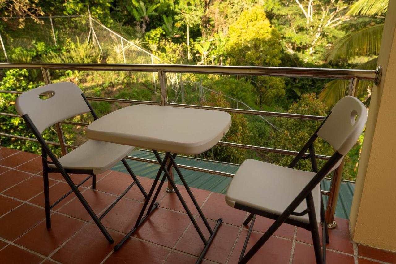 Villa Belle Etoile - Celestial Hideaway Soufrière Exterior foto